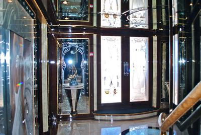  Benetti custom Diamonds Are Forever  <b>Interior Gallery</b>