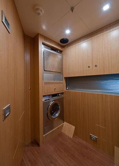  AB 140 Seafire  <b>Interior Gallery</b>