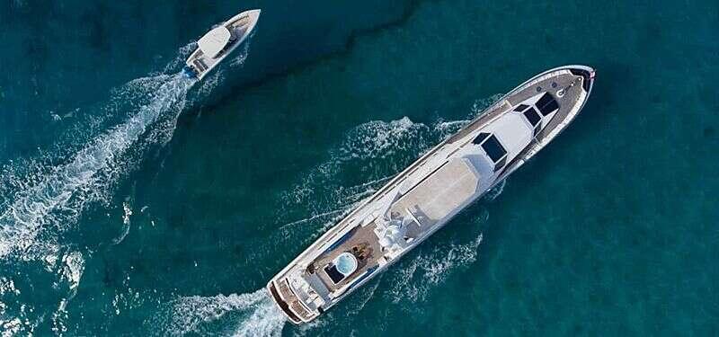 <b>Галерея</b>  Abeking & Rasmussen Full custom Heron 