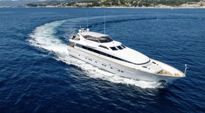 Admiral 28 Vis  <b>Exterior Gallery</b>