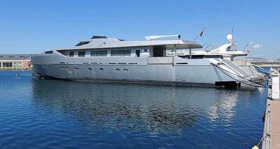  Admiral 30 Custom Dream dancer  <b>Exterior Gallery</b>