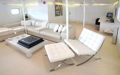 <b>Галерея интерьеров</b>  Amels Custom Omnia 