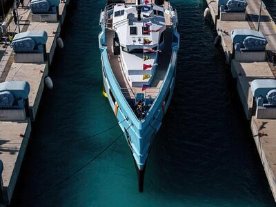  Amels YS 53 Five Oceans  <b>Gallery</b>