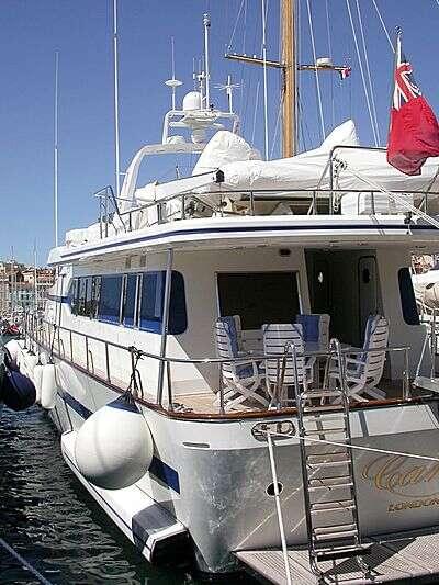 <b>Галерея</b>  Azimut 105 Yacht Carly 