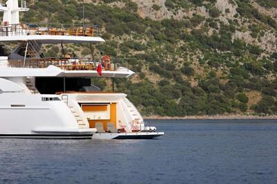  Azimut 35 METRI Africa One  <b>Exterior Gallery</b>