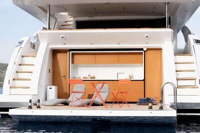  Azimut 35 METRI Africa One  <b>Exterior Gallery</b>