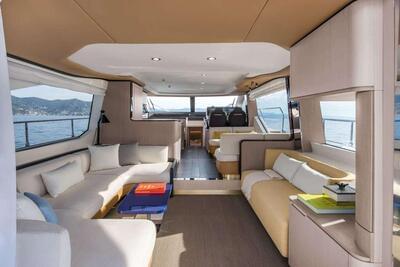  Azimut 60 FLYBRIDGE  <b>Interior Gallery</b>
