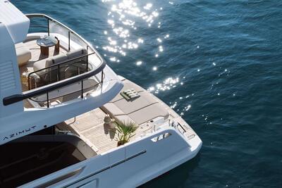 <b>Галерея</b>  Azimut 62 FLYBRIDGE 