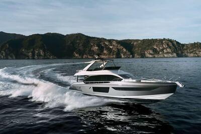 Azimut 68 FLYBRIDGE