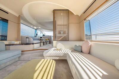<b>Галерея</b>  Azimut 68 FLYBRIDGE Crimson 