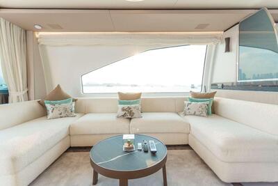 <b>Галерея интерьеров</b>  Azimut 72 FLYBRIDGE Atlantis 