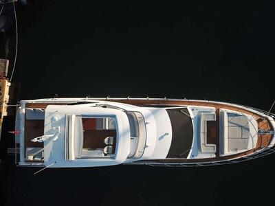 <b>Галерея</b>  Azimut 72 FLYBRIDGE Goldinia 