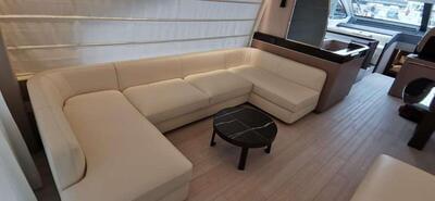 <b>Галерея интерьеров</b>  Azimut 72 FLYBRIDGE Goldinia 