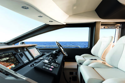 <b>Галерея интерьеров</b>  Azimut 72 FLYBRIDGE 1 