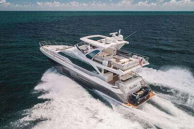 <b>Галерея</b>  Azimut 72 FLYBRIDGE Prom Date 