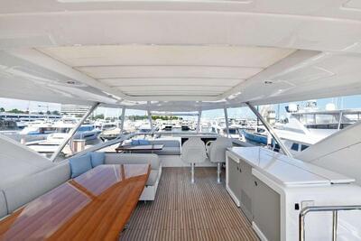 <b>Галерея</b>  Azimut 72 FLYBRIDGE Slainte 