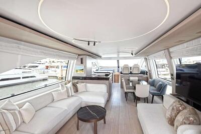 <b>Галерея интерьеров</b>  Azimut 72 FLYBRIDGE Slainte 