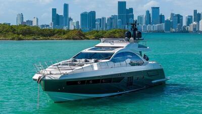  Azimut 77S Devenzo  <b>Exterior Gallery</b>