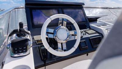  Azimut 77S Devenzo  <b>Exterior Gallery</b>