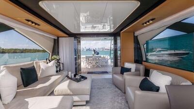  Azimut 77S Devenzo  <b>Interior Gallery</b>