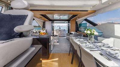  Azimut 77S Devenzo  <b>Interior Gallery</b>