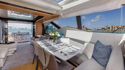  Azimut 77S Devenzo  <b>Interior Gallery</b>