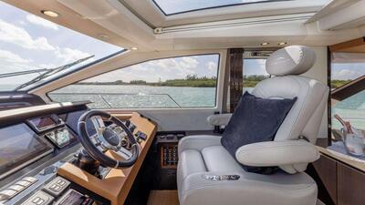  Azimut 77S Devenzo  <b>Interior Gallery</b>