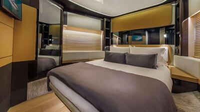  Azimut 77S Devenzo  <b>Interior Gallery</b>