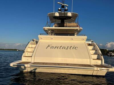 <b>Галерея</b>  Azimut 77S Fantastic 