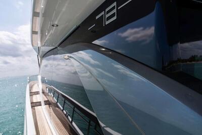 <b>Галерея</b>  Azimut 78 FLYBRIDGE Boatox 