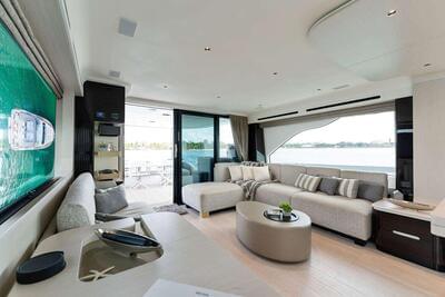 <b>Галерея интерьеров</b>  Azimut 78 FLYBRIDGE Boatox 