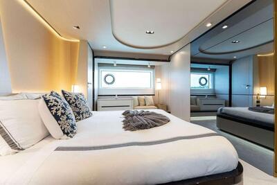 <b>Галерея интерьеров</b>  Azimut 78 FLYBRIDGE Boatox 
