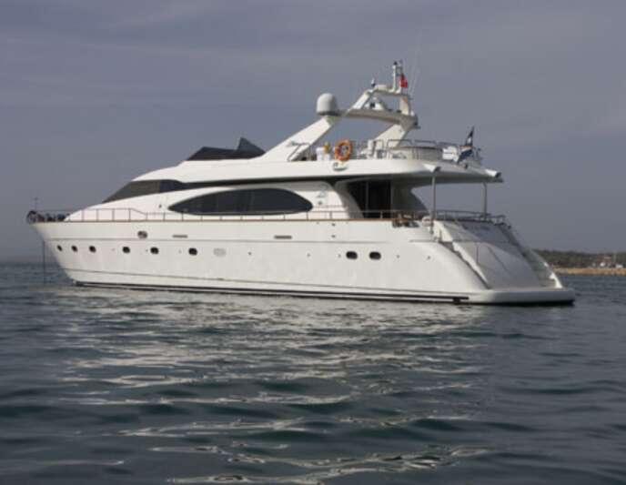 <b>Галерея</b>  Azimut 85 Ultimate Stella of the north 