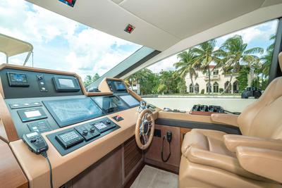  Azimut 95 FLYBRIDGE Sea Hack  <b>Interior Gallery</b>