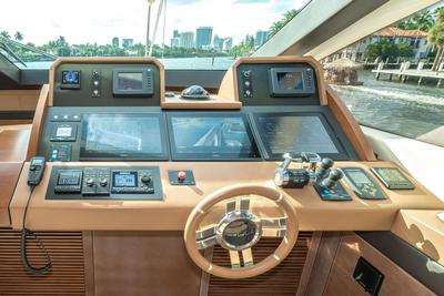  Azimut 95 FLYBRIDGE Sea Hack  <b>Interior Gallery</b>