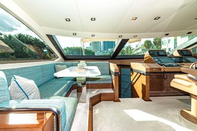  Azimut 95 FLYBRIDGE Sea Hack  <b>Interior Gallery</b>