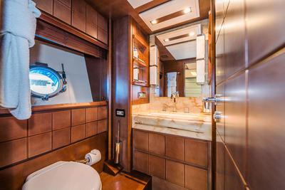  Azimut 95 FLYBRIDGE Sea Hack  <b>Interior Gallery</b>