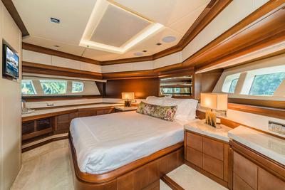  Azimut 95 FLYBRIDGE Sea Hack  <b>Interior Gallery</b>