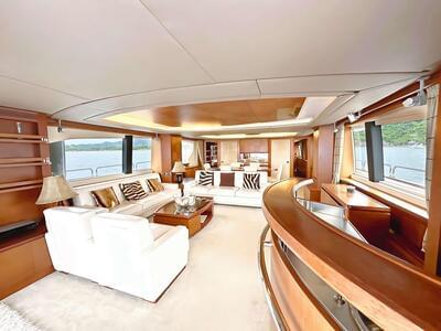  Azimut GRANDE 105 Camy Ed  <b>Interior Gallery</b>