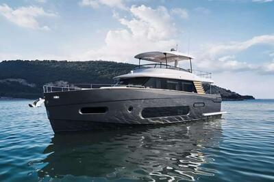  Azimut Magellano 66 Claire  <b>Gallery</b>