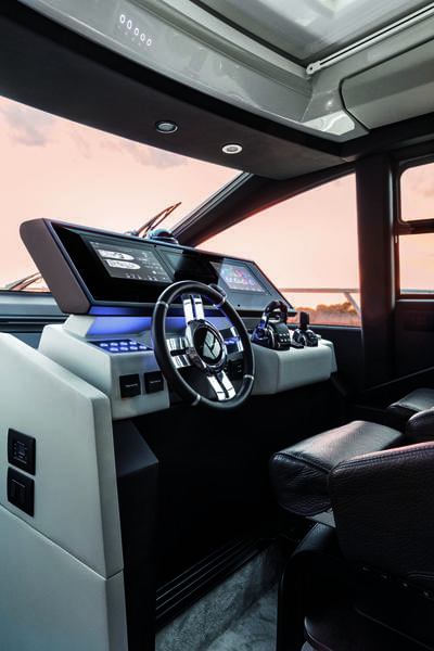  Azimut S6  <b>Interior Gallery</b>