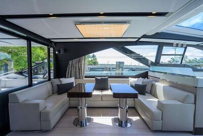  Azimut S7 Crimson  <b>Interior Gallery</b>