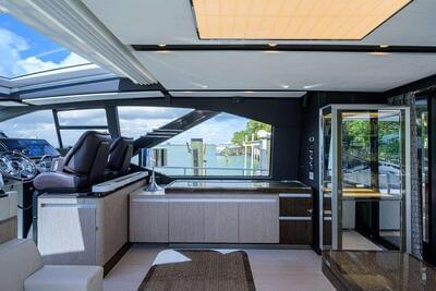  Azimut S7 Crimson  <b>Interior Gallery</b>