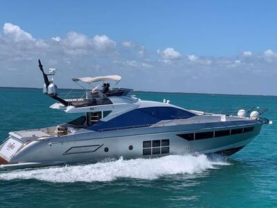  Azimut S7 Crimson  <b>Exterior Gallery</b>