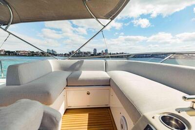  Azimut S7 Sea Bar  <b>Exterior Gallery</b>