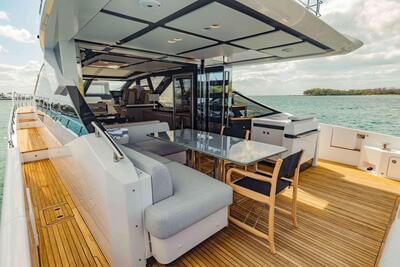  Azimut S7 Sea Bar  <b>Exterior Gallery</b>