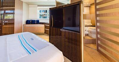  Azimut S7 Sea Bar  <b>Interior Gallery</b>