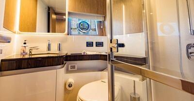  Azimut S7 Sea Bar  <b>Interior Gallery</b>