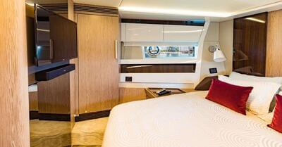  Azimut S7 Sea Bar  <b>Interior Gallery</b>