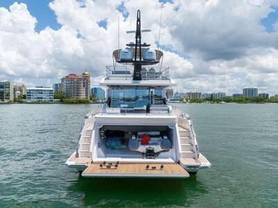  Azimut S7 Zero Dimension  <b>Exterior Gallery</b>